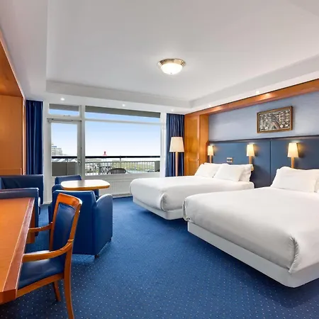 Nh アトランティック デン ハーグ 4*