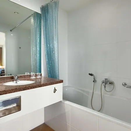 Nh Atlantic Отель 4*